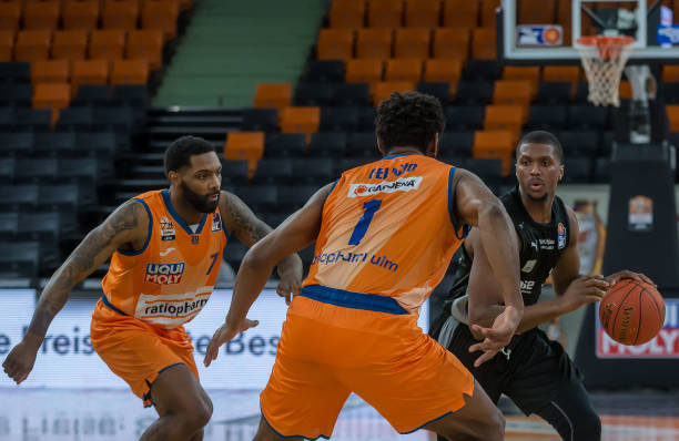 许多类似的 许多类似的