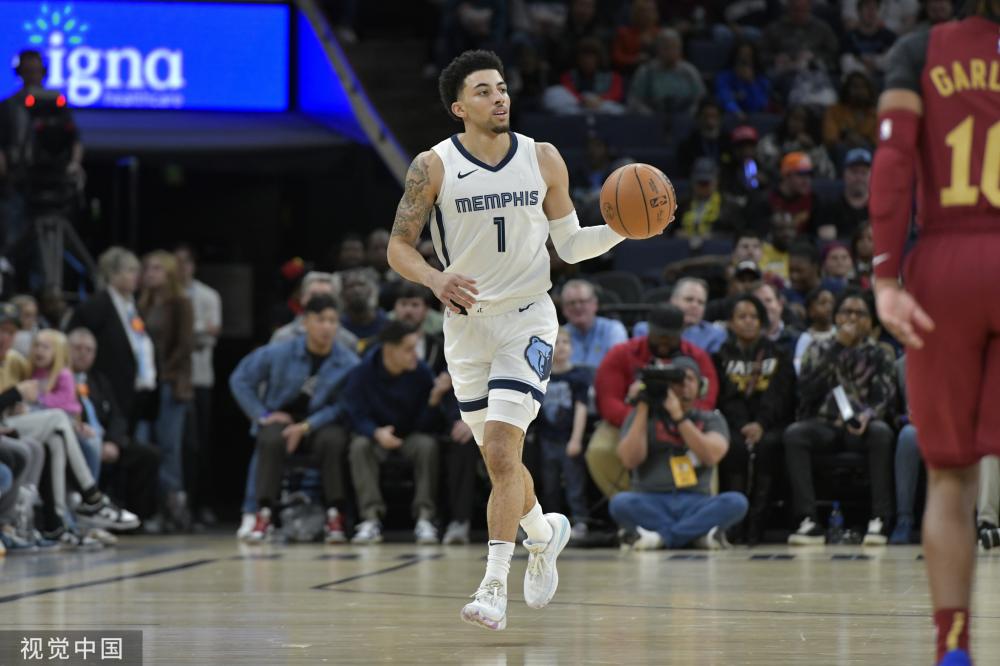 位居全隊前 位居全隊前