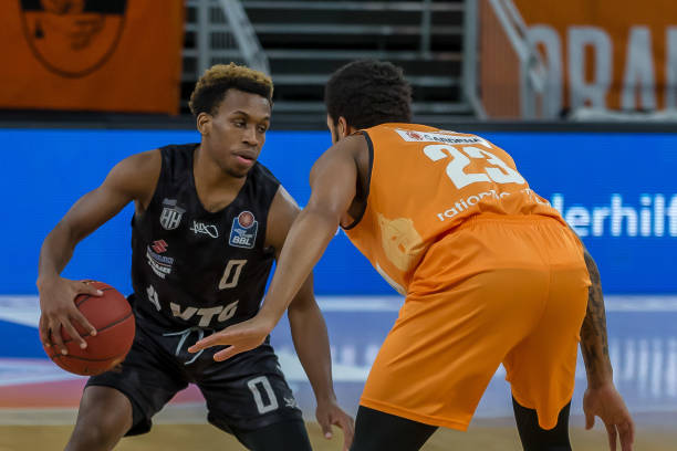 不满情绪或 不满情绪或